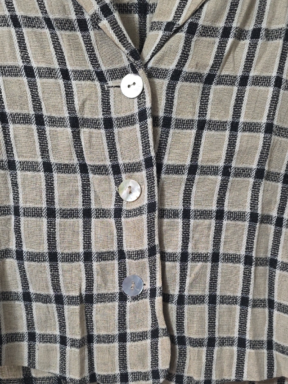 Paul Harris Designs Button-Front Cropped Plaid Shirt - Black & Cream - Picture 2 of 4